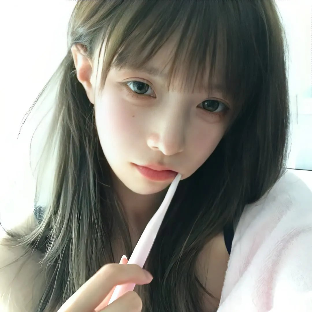 昂首挺胸