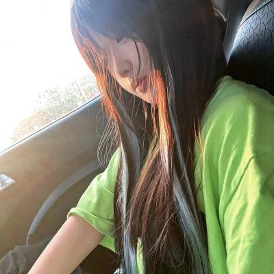 播音台的姊妹花